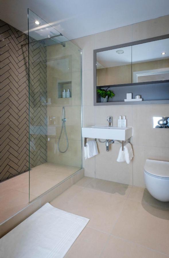 יורק Apartment 21 Hudson Quarter Luxury Apartments-Free Parking 1 Car מראה חיצוני תמונה